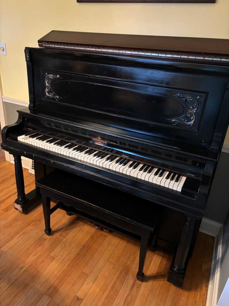 Beautiful working 1915 Kurtzman upright